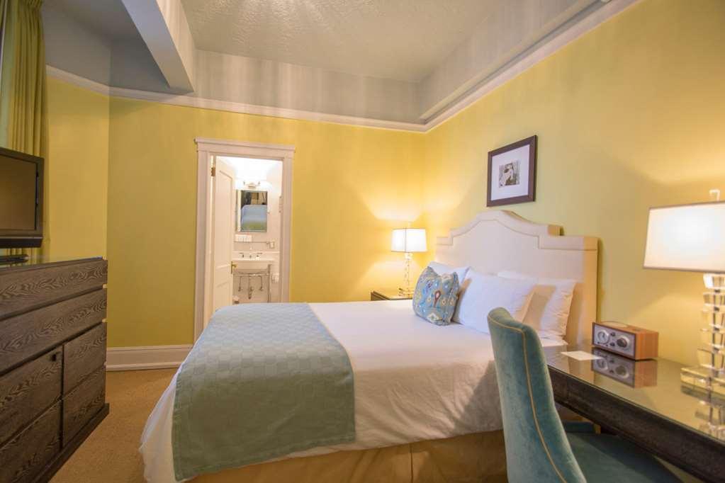 Hotel Deluxe 4*